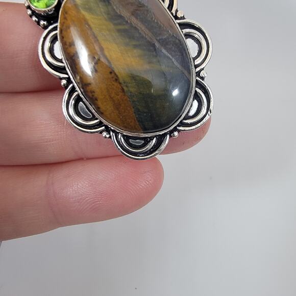 Handmade Silver Pendant with Tiger Eye, Citrine and Green Peridot Gemstones - Picture 6 of 10